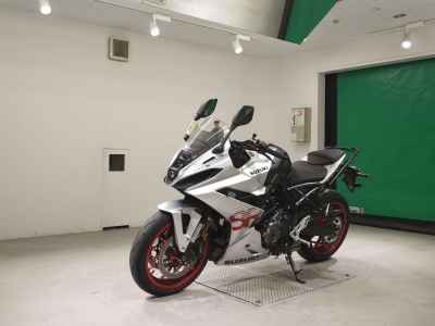 Suzuki GSX-8R 2024