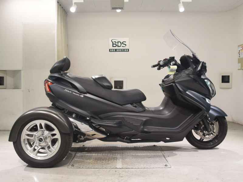 Suzuki Skywave 650 Trike 2016
