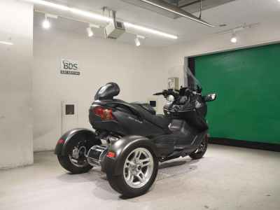 Suzuki Skywave 650 Trike 2016