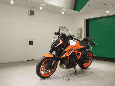 KTM 1290 Super Duke R 2023