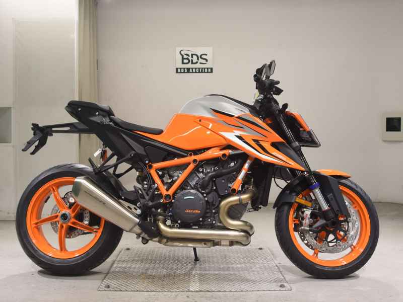 KTM 1290 Super Duke R 2023