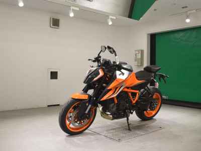 KTM 1290 Super Duke R 2023