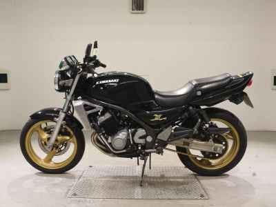 Kawasaki Balius ZR250