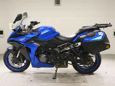 Suzuki GSX-S1000GT 2022