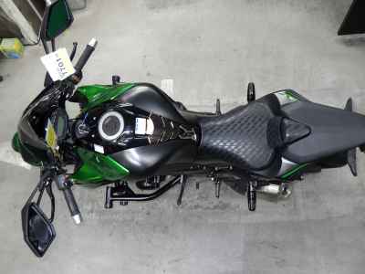Kawasaki Z1000 2022