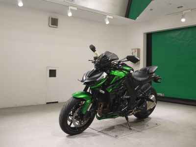 Kawasaki Z1000 2022