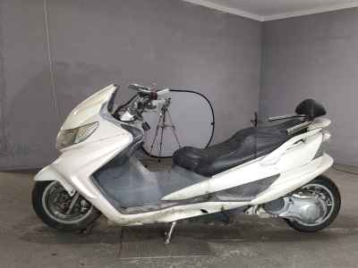 Suzuki Skywave 250S