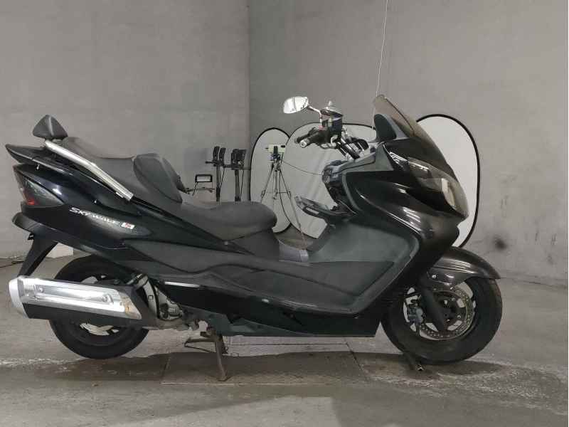 Suzuki Skywave 250S