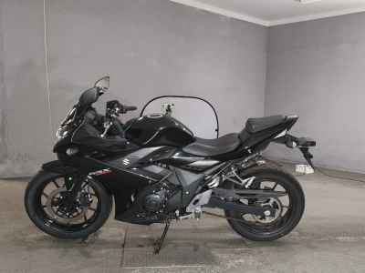 Suzuki GSX250R