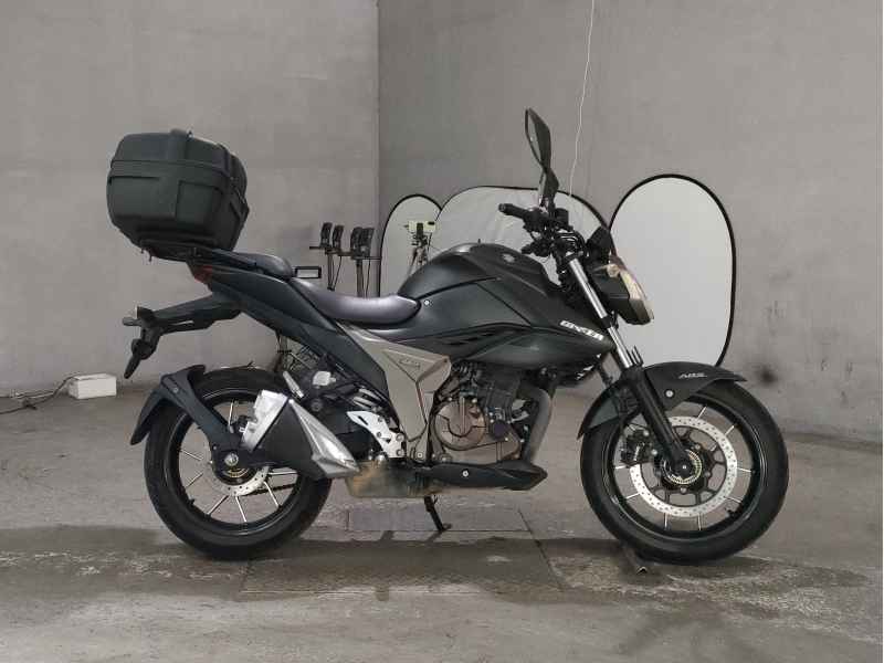 Suzuki Gixxer 250SF