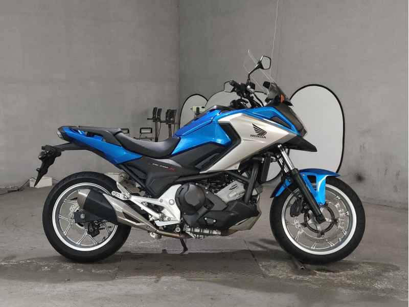 Honda NC750X DCT 2016