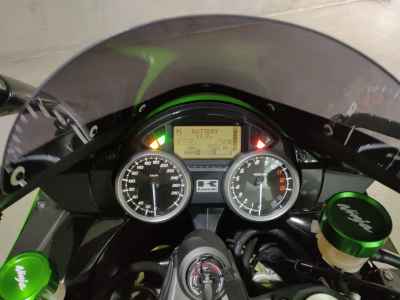 Kawasaki Ninja ZX-14R 2014
