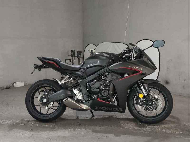 Honda CBR650F 2025