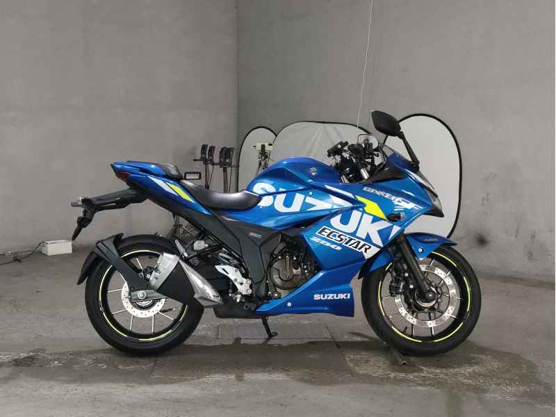 Suzuki Gixxer 250SF