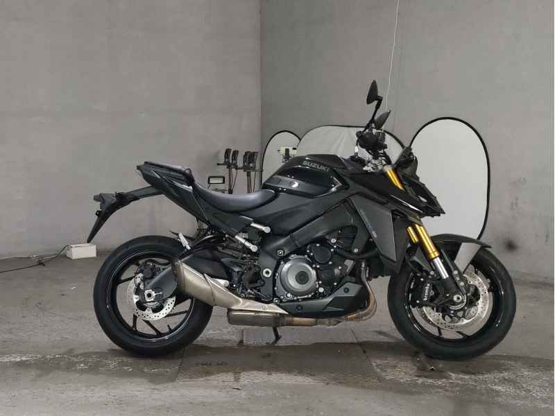 Suzuki GSX-S1000 2023