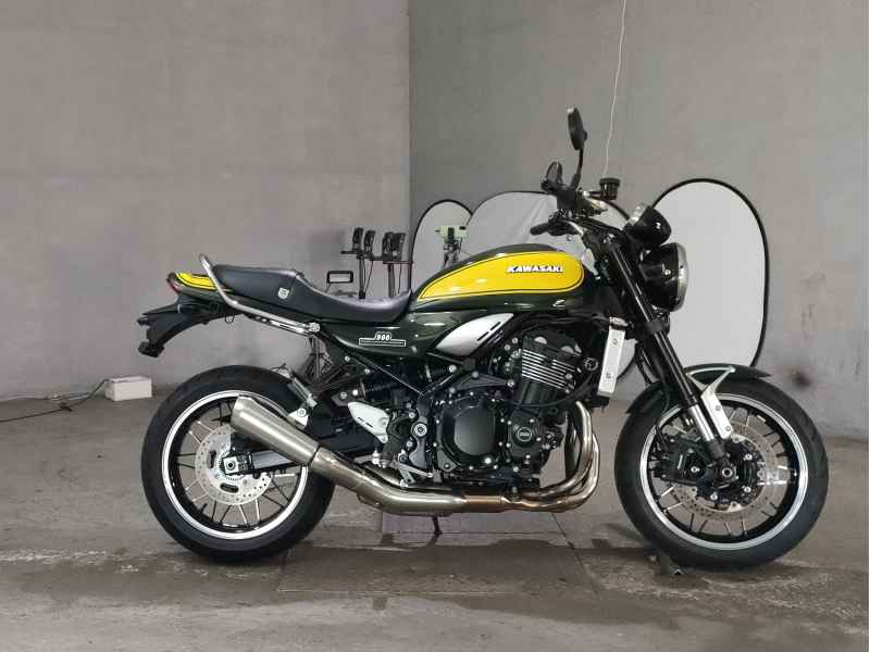 Kawasaki Z900RS 2024
