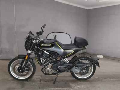 Husqvarna Svartpilen 401 2018