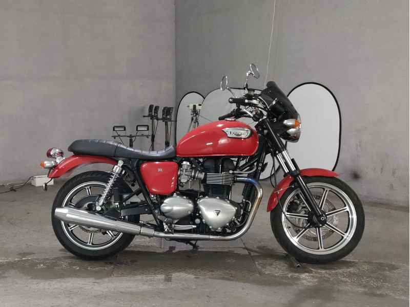 Triumph Bonneville SE 2009
