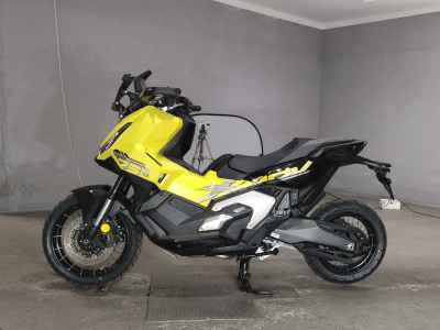 Honda X-Adv 750 2025