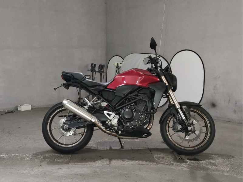 Honda CB250R 2019