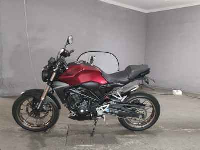 Honda CB250R 2019