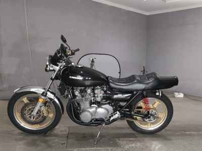 Kawasaki Z1 900 Super Four 2012