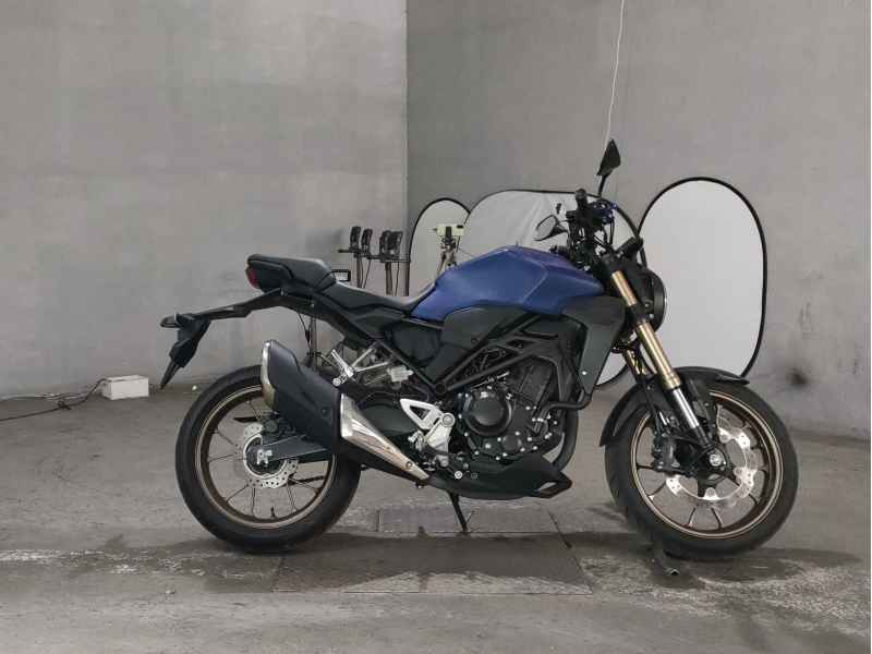 Honda CB250R 2019