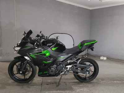 Kawasaki Ninja 400 2022