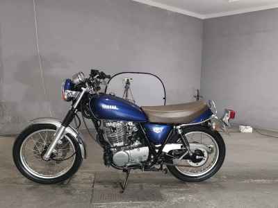 Yamaha SR400 2021