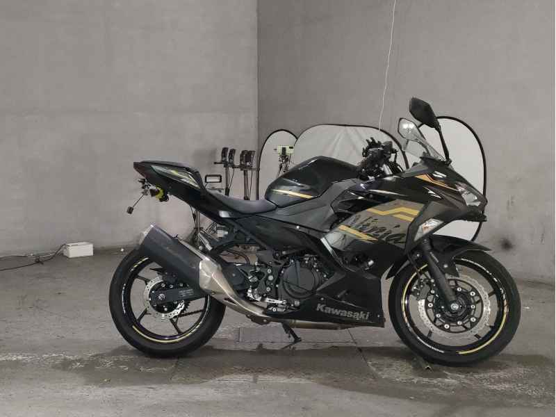 Kawasaki Ninja 400 2018