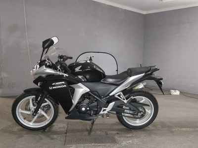 Honda CBR250R 2011