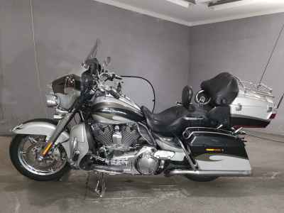 Harley-Davidson FLHTCUSE1800 CVO 2013