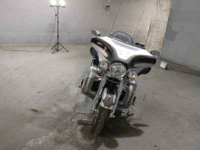 Harley-Davidson FLHTCUSE1800 CVO 2013