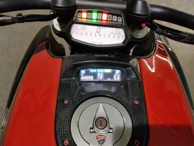 Ducati Diavel Carbon 2011