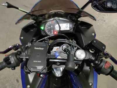 Yamaha YZF-R25 2018