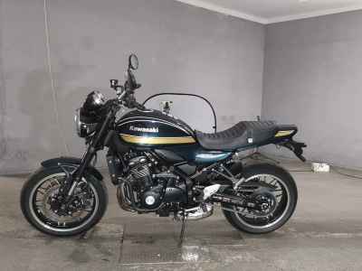 Kawasaki Z900RS 2022
