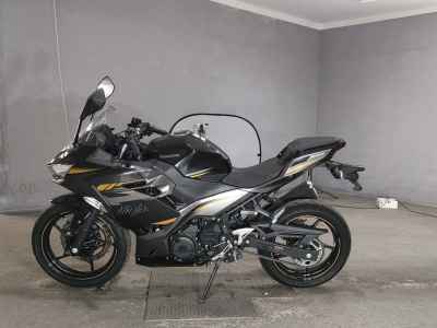 Kawasaki Ninja 400 2021