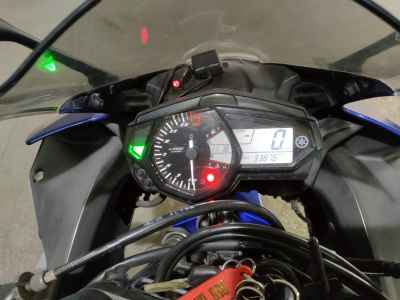 Yamaha YZF-R25 2015