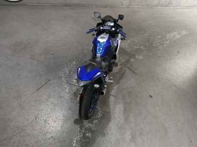 Yamaha YZF-R25 2015