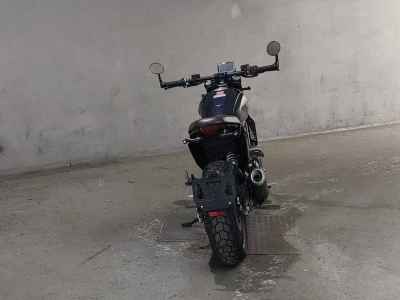 Ducati Scrambler Nightshift 2025