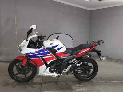 Honda CBR250R 2015