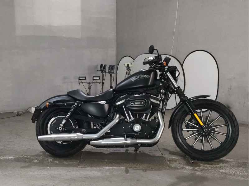 Harley-Davidson Sportster Iron XL883N 2013