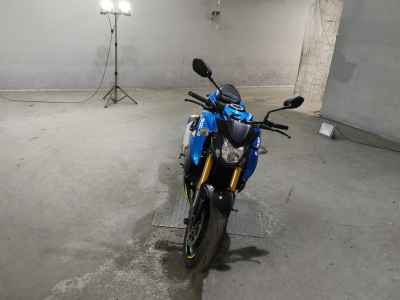 Suzuki GSX-S750 2021