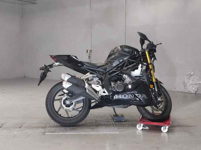 Honda CBR250RR 2023