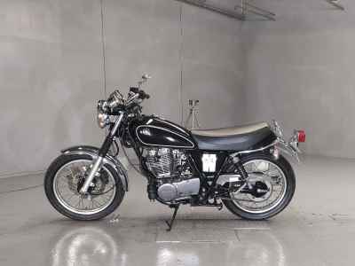 Yamaha SR400 2019