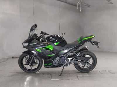 Kawasaki Ninja 400 2023