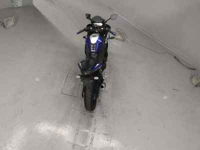 Yamaha YZF-R25 2015
