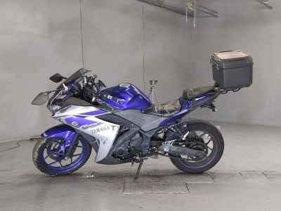 Yamaha YZF-R25 2015
