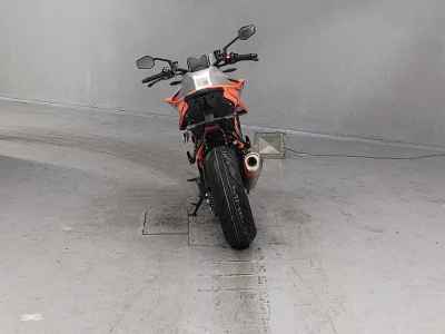 KTM 1290 Super Duke R 2023