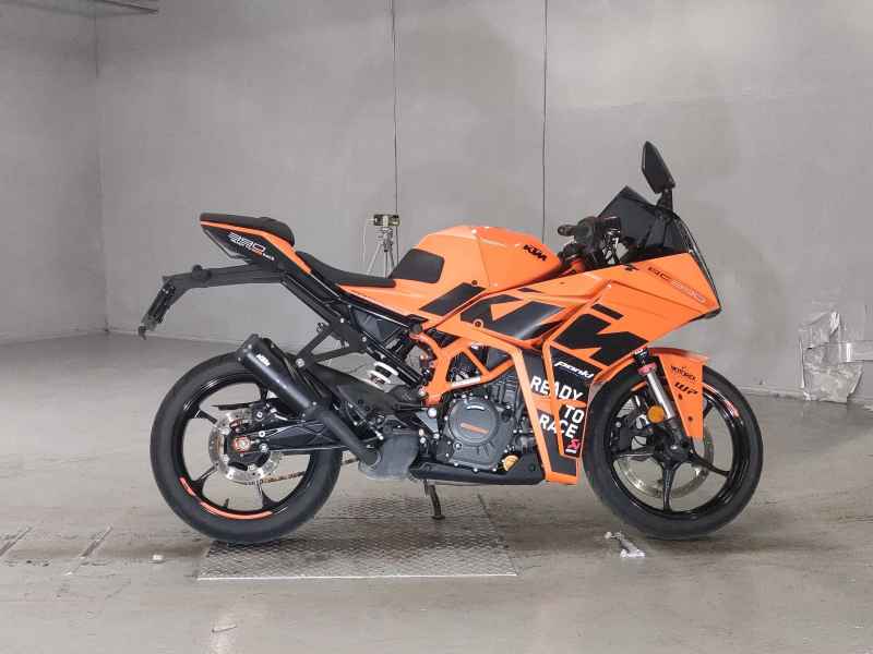 KTM RC 390 2023